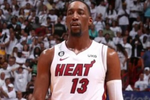 博鱼体育-首节战罢热火33-24领先老鹰，阿德巴约13分、里萨谢5分