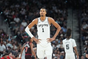 文班谈65场规则：不设置场次限制也合理 75%出场比例可能比较合适