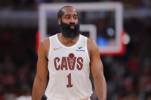 博鱼体育app下载-豪赌哈登让骑士已无路可退 若未达预期今夏将迎阵容&amp;管理层大换血